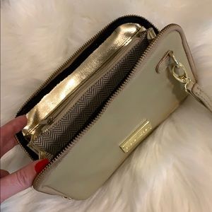 Steve Madden Wallet/Wristlet